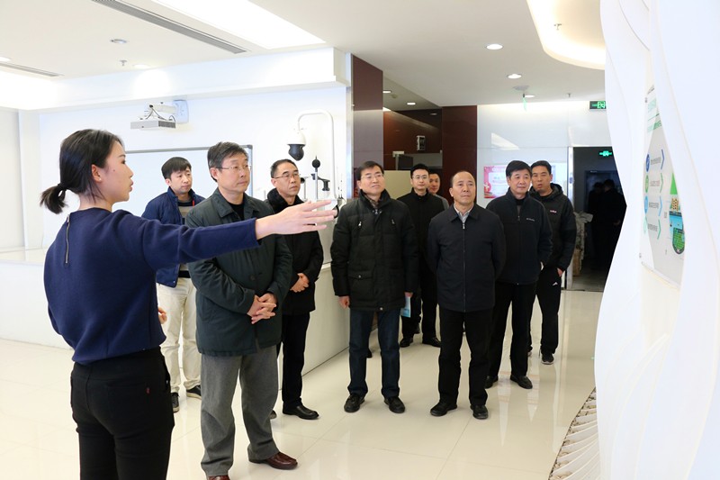 省人大常委会委员、环资工委主任李三原到陕西hahabet集团调研座谈