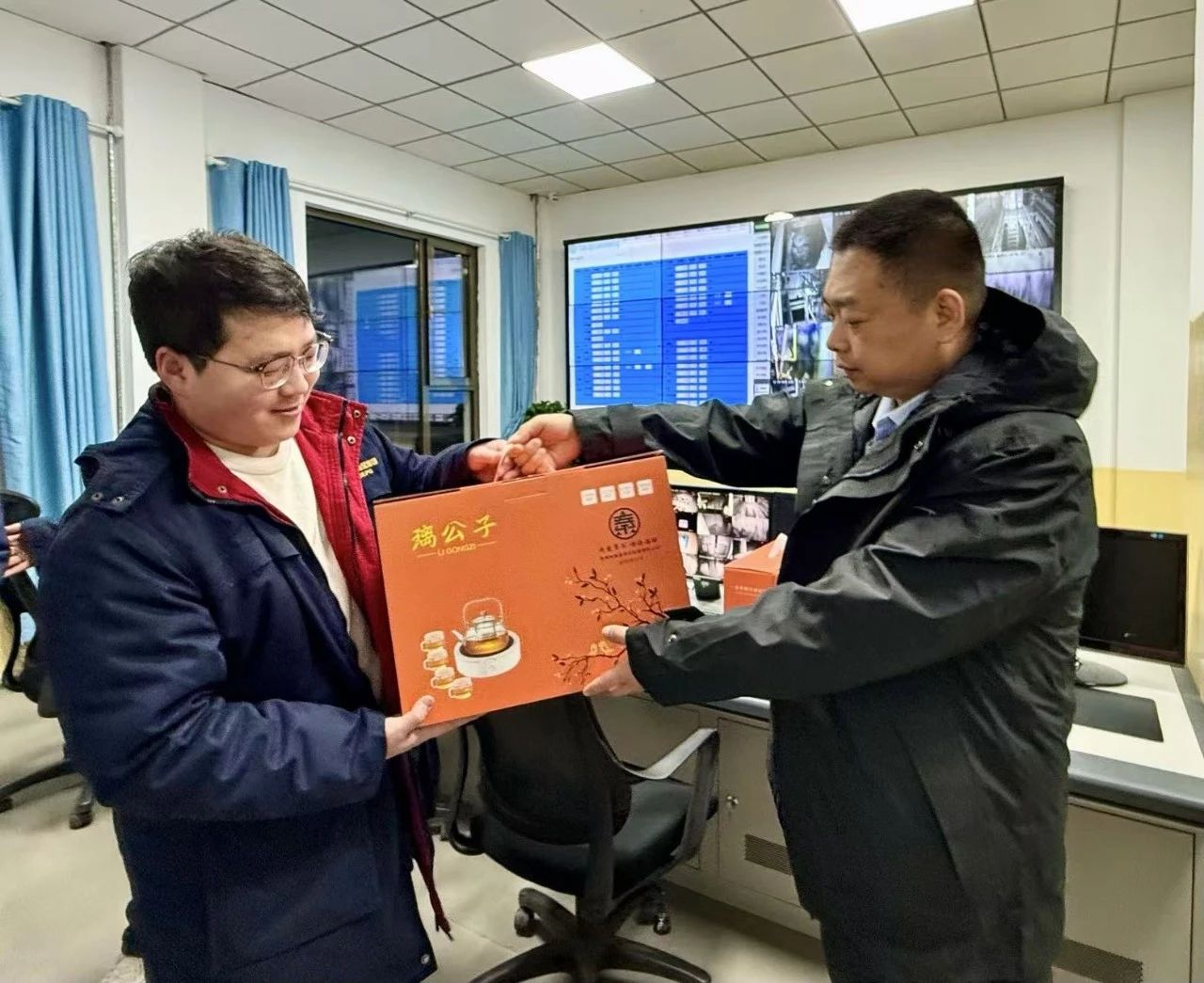 关切一线，情暖隆冬｜水环境公司工会发展2024年“冬送温暖”慰问活动